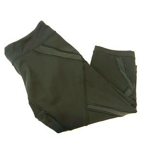 Lululemon Gator Green Capris